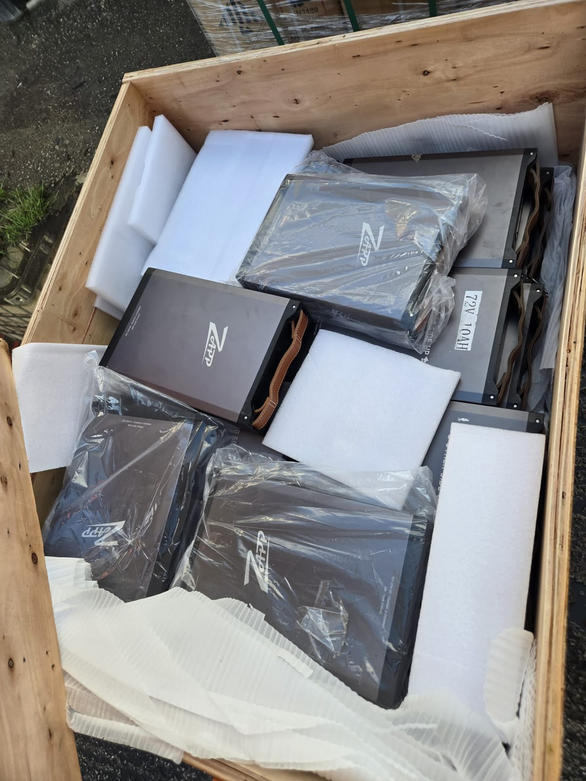 Packs, foam-packed in crate