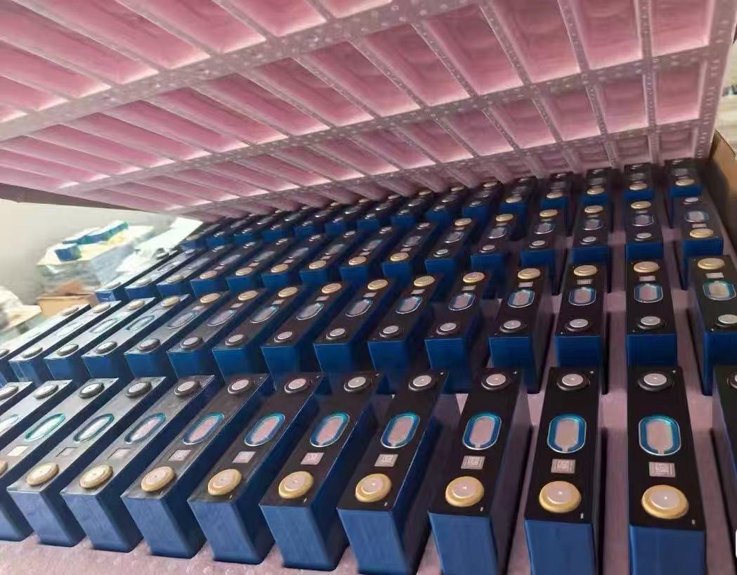 Batch overview — lot in anti-static packaging